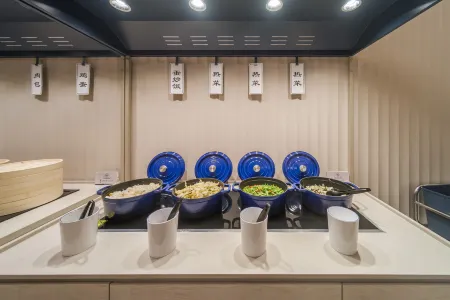 HanTing Hotel (Xilinguoleimeng West Ujimqin Banner Jiuzhou Keyun) Отели в г. Сивуци