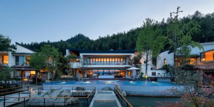 Nomadland Villa Resort