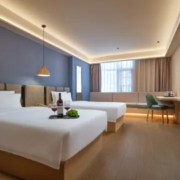 Street Guest Knights Hotel Отели в г. Чалин