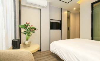 Guilin Tree Hotel
