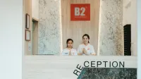 บีทู สันติธรรม บูติก แอนด์ บัดเจท - ที่มีที่จอดรถ