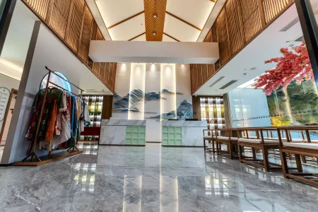 Weiheng Business Hotel Отели в г. Ичуань