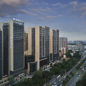 Vyluk Hotel（Nanning Guangxi University Subway Station& Zoo Branch）