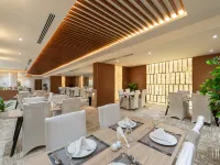 Ross Hotel Hotels near Kingdom Centre Tower