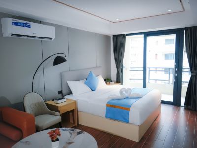 Golden Seagulls Hotel (Free Airport Shuttle Service)