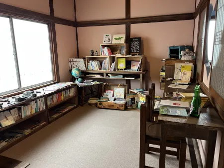 Mojiko guesthouse PORTO Отели рядом с достопримечательностью «Kyu Moji Zeikan»