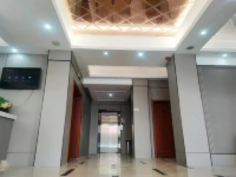 Forest Hotel Chain (Chunshui Road Branch)