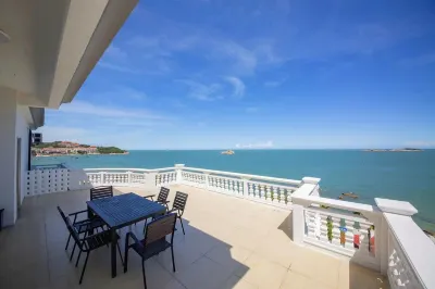 Weizhou Island Haikuotiankong Homestay (Lianchiao Beach Branch)