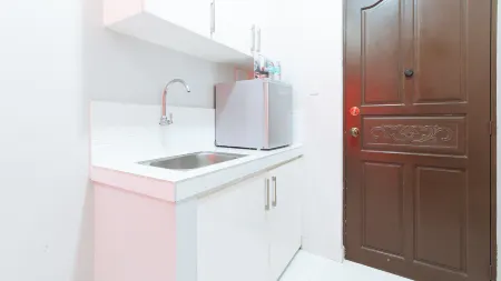 RedDoorz Near Naia Terminal 1