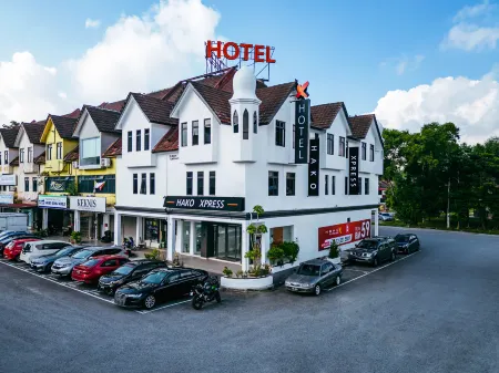 Hako Xpress Tampoi Отели рядом с достопримечательностью «Taman Mount Austin»