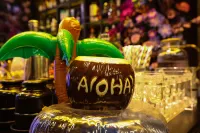 Vic Multi-Cloud Enjoy Hotel