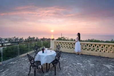 Stay · 1980 Sea View Holiday Resort Hotel (Drip Water Danping Shiluokou Beach Store) โรงแรมใกล้จตุรัสสัญลักษณ์หลักของเว่ยโจว