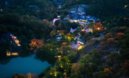 Xinchang Big Buddha Temple Fanyin Hotel