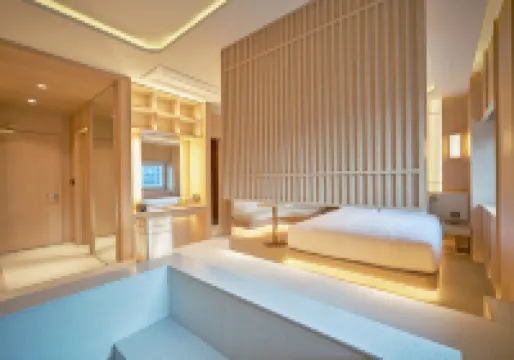 ยูเอช คอนติเนนทัล เซ็นเตอร์พอยต์