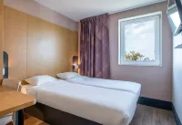 B&B HOTEL Niort Marais Poitevin Est