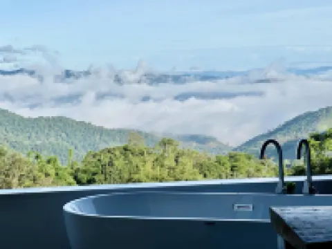 Merrin Farm Hotels in Mae Suai