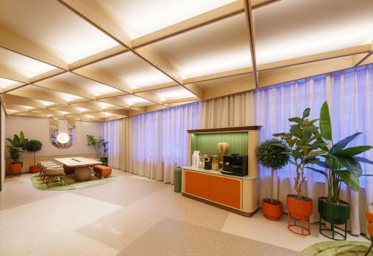 Orange Hotel 위치