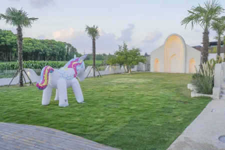 Shanghai Dino Star Holiday Home