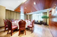 Qujing Yishi Yihe Hotel (Cuifeng Road, Qilin District)