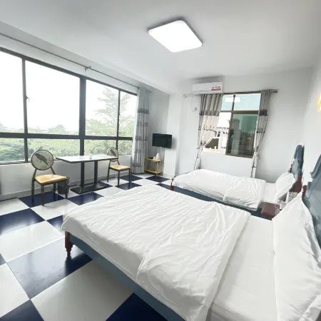 Ledong Guanhai Theme Inn