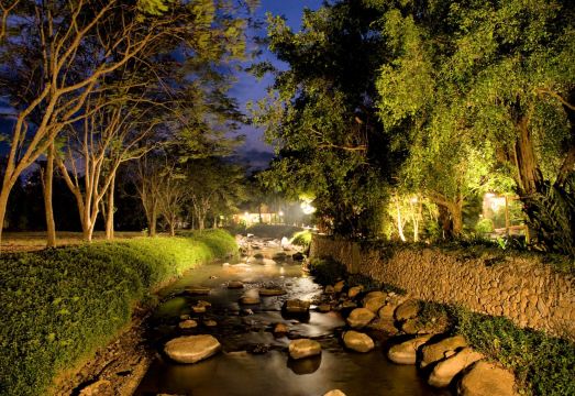 1. 차야나 리조트..