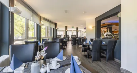 PLAZA INN Stuttgart Airport Messe Отели рядом с Аэропорт Штутгарт