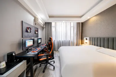 Jiting E-sports Hotel (Wujiaochang Shanghai Sports University Branch) Hotel berhampiran Songtao Waterfall