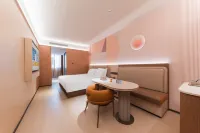 Orange Hotel (Taoyangli Branch, People's Square, Jingdezhen)