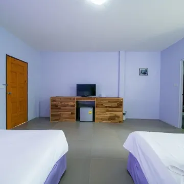 Tontarn Resort and Spa Отели рядом с достопримечательностью «Донсак пир»