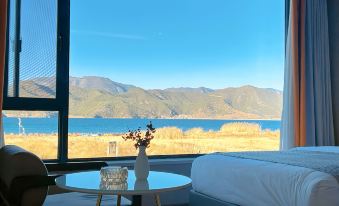 Lugu Lake Guantang Yixi Yishe Lake View Holiday Homestay