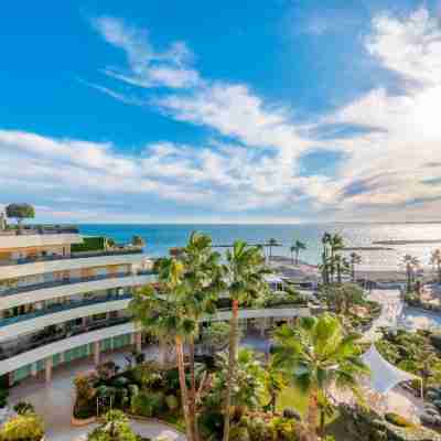 Holiday Inn Nice - Saint Laurent Du Var Hotel Exterior