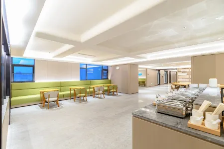 JI Hotel (Xi'an Xiaozhai Subway Station) Отели рядом с достопримечательностью «General Yang Hucheng Mausoleum»