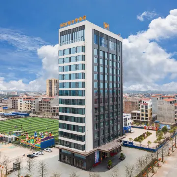 Wanli Riverview Hotel