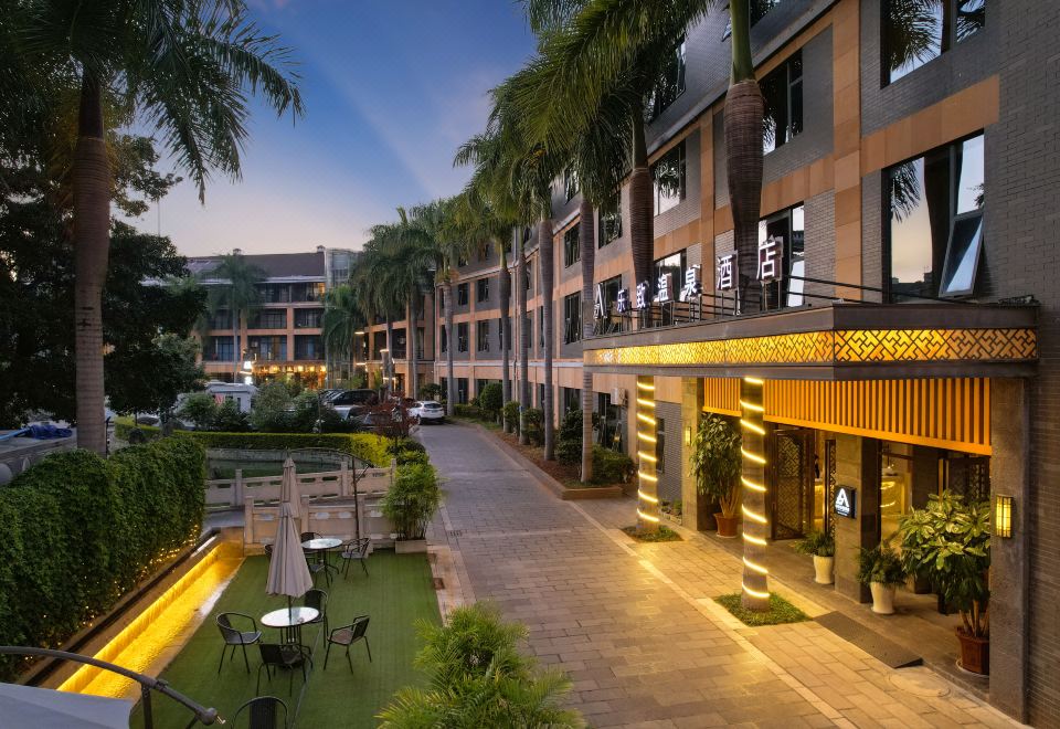 hotel overview picture