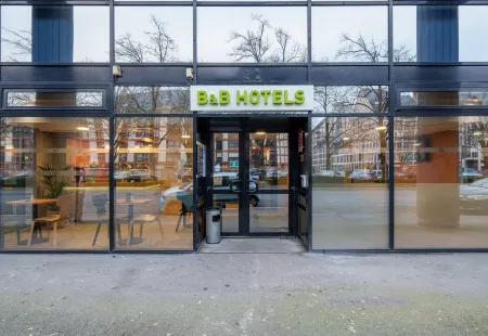 B&B Hotel Troyes Centre Отели в г. Труа