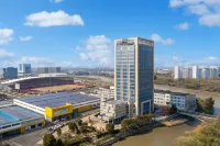 Campanile Hotel (Haiyan Hangzhou Bay Water World Huijin Plaza) Hotel dekat Zhejiang Minmetals Logistics Marina