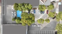 Earl Family Hotel (Ma'anshan High-Speed Railway East Station Erzhong Subway Station) - parking