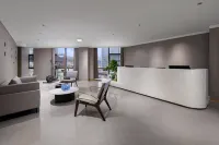 Zhiyi Holiday Hotel (Bazhong East Railway Station)