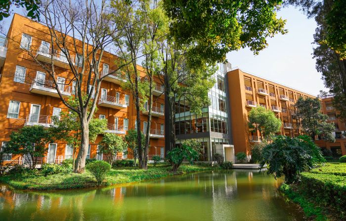 Huquan Huayuan Hotel