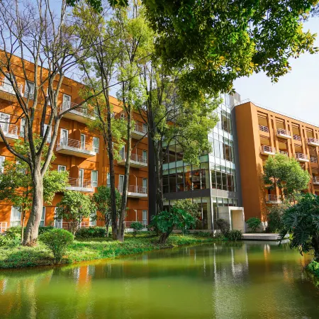 Huquan Huayuan Hotel
