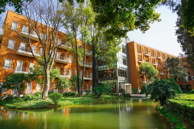 Huquan Huayuan Hotel Hotels in Qinglai Park