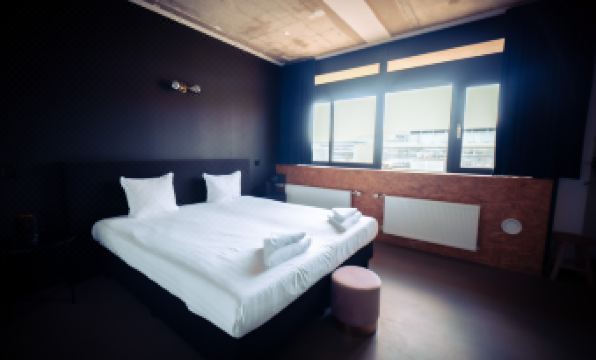 Urban Hotel the Golden Stork