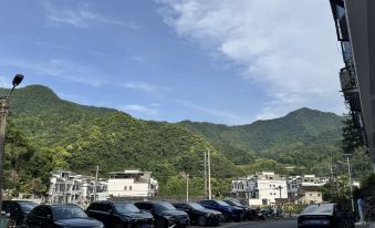 Shitai Juyuan Homestay (Guniujiang Scenic Area)