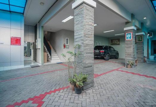 레드도어즈 플러스 니어 세망기 객실