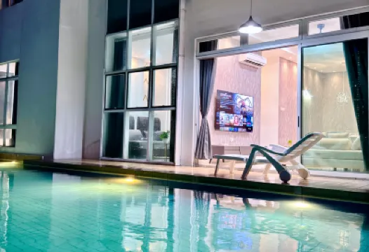 KSL City Mall 6-20pax Private Lift｜Netflix｜SmartTV 70inch Hotel berhampiran KSL D'Esplanade Residence @ JB City Homestay