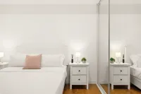 Central, modern 1 bedroom with air-con & balcony