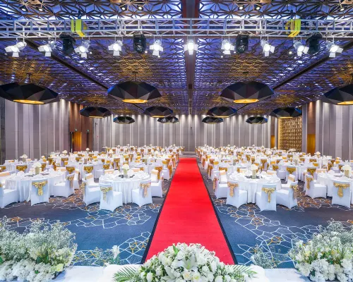 Wyndham Grand Yangon Hotels in Botataung