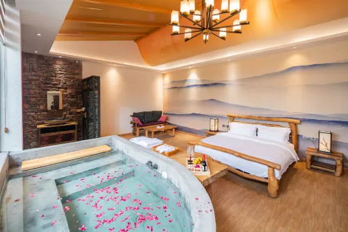 Yuyetang Private Soup Homestay (Guangzhou Panyu Shanghefang)