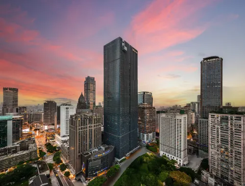 Yuexuan Hotel (Chongqing Jiefangbei Hongya Cave Branch)