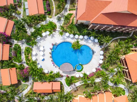 Pandanus Resort Отели в г. Фантхиет